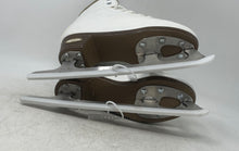 Load image into Gallery viewer, Lake Placid Whitney Womens White Leather Lace-Up Figure Ice Skates Size 3