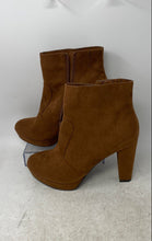 Load image into Gallery viewer, Mossimo Supply Co. Womens Brown Side Zip Block Heel Ankle Booties Size 11