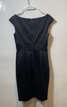 Load image into Gallery viewer, Guess By Marciano Womens Black Sleeveless V-Neck Back-Zip Pencil Dress Size 6