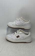 Load image into Gallery viewer, G By Guess Womens White Round Toe Lace-Up Low Top Sneakers Shoes Size 6M