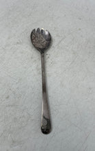 Load image into Gallery viewer, Vintage Sheffield England Silver-Tone Silverplate Salad Serving Spork