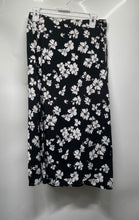 Load image into Gallery viewer, J.Crew Womens Black White Floral Print Flat Front Wrap Skirt Size Small