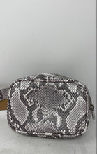 Load image into Gallery viewer, Calvin Klein Womens Gray White Snakeskin Leather Adjustable Strap Fanny Bag