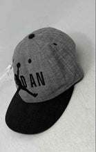 Load image into Gallery viewer, Jordan Mens Gray Black Heather Embroidered Logo Snapback Cap Hat