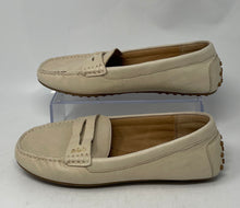 Load image into Gallery viewer, Authentic Lauren Ralph Lauren Womens Belen Fl CSL Cream Loafer Flats Size 8 B