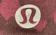 Load image into Gallery viewer, Lululemon Womens Wine Floral Pull On Elastic Waist Skinny Ankle Leggings Size 4