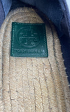 Load image into Gallery viewer, Authentic Tory Burch Womens Navy Blue Slip-On Espadrille Flats Size 10M Worn