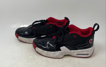 Load image into Gallery viewer, Nike Boys Air Jordan Max Aura 6 FQ8297-006 Black Red Sneakers Shoes Size 7Y