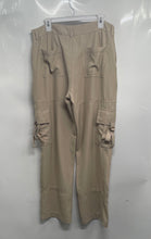 Load image into Gallery viewer, DKNY Womens Beige Flat Front Pockets Straight Leg Cargo Pants Size 14