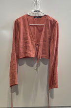 Load image into Gallery viewer, Zara Womens Pink Long Sleeve V-Neck Tie Front Cropped Blouse Top Size Small