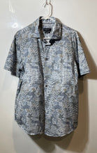 Load image into Gallery viewer, Bugatchi Mens Gray Leaf Print 8 Way Stretch Short Sleeve Button-Up Shirt Size L