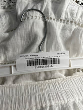 Load image into Gallery viewer, Old Navy Womens White Elastic Waist Crochet Hem Pull-On Mini Skirt Size M