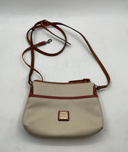 Load image into Gallery viewer, Dooney & Bourke Womens Cream Brown Pebbled Leather Zipper Crossbody Bag