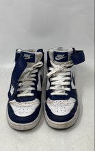 Load image into Gallery viewer, Nike Boys Court Borough 2 CD7782-107 Blue White Leather Basketball Shoes Sz 4.5Y