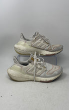 Load image into Gallery viewer, Adidas Womens UltraBoost 22 GX9147 White Round Toe Lace-Up Sneaker Shoes Size 8