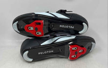 Load image into Gallery viewer, Peloton Mens Black Red Low Top Round Toe Hook & Loop Cycling Shoes Size EU 48