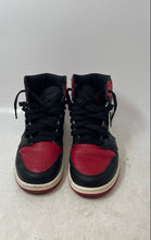 Load image into Gallery viewer, Nike Boys Air Jordan 1 High 575441-610 Black White Red Sneakers Shoes Size 6Y