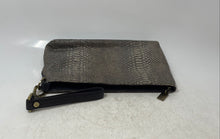 Load image into Gallery viewer, Donald J Pliner Womens Gray Snakeskin Embossed Leather Zip Top Wristlet Wallet