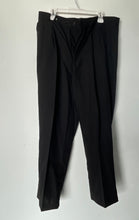 Load image into Gallery viewer, Lucci Collezione Mens Black Pleated Front Straight Leg Dress Pants Size 38R