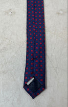Load image into Gallery viewer, Neiman Marcus Mens Purple Red Printed Keeper Loop Adjustable Designer Tie