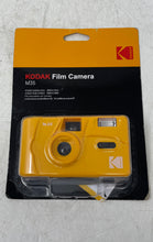 Load image into Gallery viewer, Kodak M35 Yellow 35mm Reusable Built In Flash Point & Shoot Film Camera