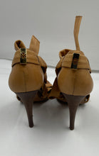 Load image into Gallery viewer, Authentic Tory Burch Womens Lounge-Baby Brown Strappy Heels Sz 7.5M Worn Damaged