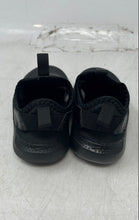 Load image into Gallery viewer, Nike Kids Flex Runner 4 IF2895-001 Black Slip-On Low Top Sneaker Shoes Size 6C