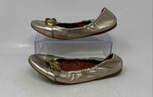 Load image into Gallery viewer, Coach Womens Stanton Gold-Tone Leather Round Toe Slip-On Ballet Flats Size 6.5