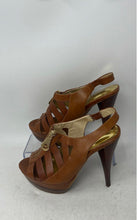 Load image into Gallery viewer, Michael Kors Womens Brown Leather Zipper Slingback Platform Heels Size 6M