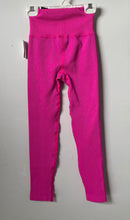 Load image into Gallery viewer, GapFit Womens Pink Seamless High-Rise Ribbed Ankle Legging Size XS/S With Tag