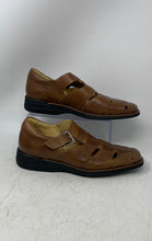 Load image into Gallery viewer, Johnston & Murphy Mens Golson Brown Leather Buckle Fisherman Shoes Size 9M