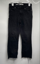 Load image into Gallery viewer, Mango Womens Sienna Black Denim Dark Wash Cropped Bootcut Leg Jeans Size 6