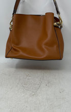 Load image into Gallery viewer, Sondra Roberts Womens Brown Pebbled Leather Snakeskin Strap Crossbody Bag