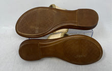 Load image into Gallery viewer, Italian Shoemakers Womens Brown Beige Flat Slip-On Thong Sandals Size 8.5