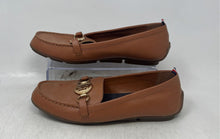 Load image into Gallery viewer, Tommy Hilfiger Womens Harmeni Brown Almond Toe Slip-On Loafer Shoes Size 8.5M