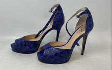 Load image into Gallery viewer, Vince Camuto Womens Lilith2 Blue Animal Print Peep Toe Platform Heels Size 8 M