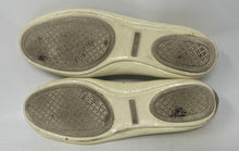 Load image into Gallery viewer, Authentic Tory Burch Womens Reva Ivory Slip-On Ballet Flats Size 7M Damaged