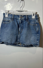 Load image into Gallery viewer, Pacsun Womens Blue Denim Pockets Regular Fit Short Mini Skirt Size 24