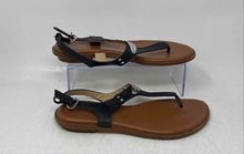 Load image into Gallery viewer, Michael Kors Womens MK Plate Black Leather Buckle Thong Sandals Size 7.5M
