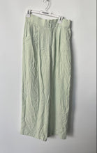Load image into Gallery viewer, Zara Womens Green Regular-Fit Pleated-Front Wide-Leg Trouser Pants Size M
