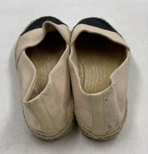 Load image into Gallery viewer, Authentic Tory Burch Womens Cream Black Espadrille Flats Size 8.5M Stained