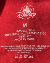 Load image into Gallery viewer, Disney Kids Red Christmas Cotton Fort Wilderness Camping Christmas T-Shirt Sz M