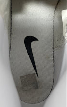 Load image into Gallery viewer, Nike Kids Blazer Mid 77 BQ6806-100 White And Black Sneaker Shoes Size 4Y