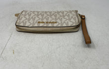 Load image into Gallery viewer, Michael Kors Womens Brown Beige Signature Print Leather Zip-Around Wallet