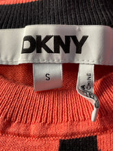 Load image into Gallery viewer, DKNY Womens Red Black Graffiti Floral Short Sleeve Crew Neck Pullover Sweater S