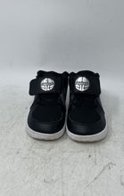 Load image into Gallery viewer, Nike Kids Team Hustle D 9 AQ4226-001 Black Hook & Loop Sneaker Shoes Size 7C