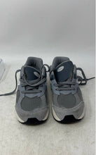 Load image into Gallery viewer, New Balance Kids 2002R IC2002ST Gray White Lace-Up Sneaker Shoes Size 10M