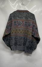 Load image into Gallery viewer, IMC Mens Gray Geometric Long Sleeve Crew Neck Pullover Sweater Size Medium