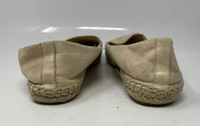 Load image into Gallery viewer, Authentic Tory Burch Womens Tan Black Espadrille Flats Size 6.5M Stained Worn