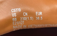 Load image into Gallery viewer, Coach Womens Sienna C5770 Beige Leather Round Toe Slip-On Mule Flats Size 6B